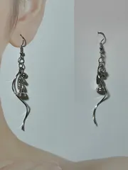 チェスの駒のピアス　ナイト（騎士）