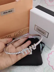 超希少✨未使用保管 ミュウミュウ シェル　3連 パールネックレス　シルバー 2025年最新】MIU MIU 装飾：パール ネックレスの人気アイテム