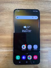 SK25  美品au SIMフリー　Galaxy S22  SCG13