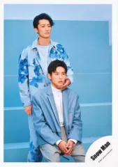 【中古】生写真(ジャニーズ) Snow Man/岩本照・目黒蓮/膝上/シングル「Secret Touch」MV＆ジャケ写オフショット/公式生写真