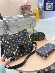 [本日特価] TOP New 2025 高品質3点セット - Lv ブラックカラークロワッサンバッグ + 化粧チェーンバッグ + 財布 本日限定特別割引！

[本日特価|新品未使用品]