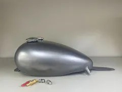 ドラッグスター1100 純正タンク 2025年最新】Yahoo!オークション -ドラッグスター1100 タンクの