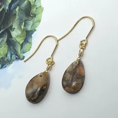 カーネリアンコッパーペアシェイプルース1粒ピアス