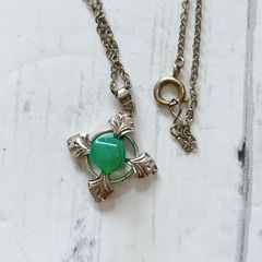 未使用　イエローシェル　クロス　十字架　ネックレス　ズニ　インディアンジュエリー 未使用 イエローシェル クロス 十字架 ネックレス ズニ インディアン