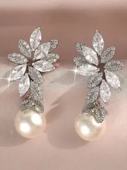 ジュエリー レディース イヤーアクセサリー 1組 エレガントなシンプルフラワー貝殻フェイクパール ウェディング ピアス 女性用 花嫁用 高級ジルコニアドロップピアス フェスティバル 婚約 記念日 パーティージュエリ