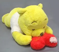 【中古】ぬいぐるみ プーさん(ハートくわえ/うつぶせ) ぬいぐるみ 「くまのプーさん」 ディズニーストア限定