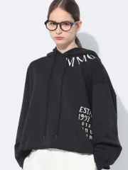 MM6 Maison Margiela (エムエムシックス メゾン マルジェラ) ロゴプリント ショート丈 パーカーのサムネイル