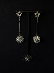 星とミラーボールのロングピアス｜きらきら輝くパーティーアクセサリー