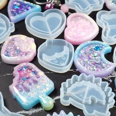 シリコンモールド　シャカシャカキーホルダー　型　レジン