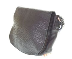 アレキサンダーワン Alexander Wang  型押しレザーショルダーバッグ底鋲 スタッズ バッグ レディースバッグ ショルダーバッグ・メッセンジャーバッグ ブラック 103B-130