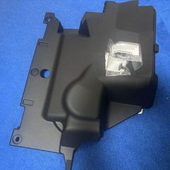 スバル レガシィ BP5 BL5 BPEバッテリーカバー エンジンルームカバー
