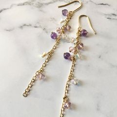 天然石とスワロフスキーのロングピアス【アメジスト】［M-162P］のサムネイル