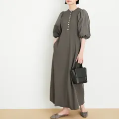 ADAM ET ROPÉ 【一部直営店舗・WEB限定】 ボタンディテールワンピース  定価¥13,200 カーキ