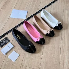 シャネルバレエシューズ 38 正規品　　　　　　　　　　　　【保存袋.靴箱付き】 大人気！CHANEL バレリーナシューズ収納袋付き