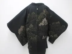 【一輝堂】【着物】黒羽織 一つ紋 絵羽柄 金通し 風景文 羽織紐付 身丈約80.5cm 裄丈約60.5cm 25z05-2735