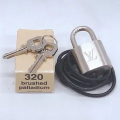 【新品】LOUIS VUITTON パドロック シルバーブラックブライトタイプ 新品】LOUIS VUITTON パドロック シルバーブラックブライト