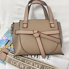 2024年最新】ロエベ loewe ゲートトップハンドルの人気アイテム - メルカリ