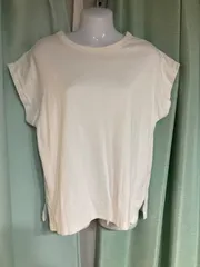 1011.GU 白のスムースフレンチスリーブトップス☆