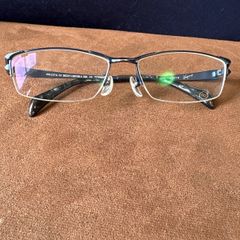 Item thumbnail for item 36486cf6-e46c-4301-8e17-6950d7e8392d