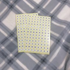 アルファベット　シール　丸　トレカ　デコ　硬質ケース　韓国