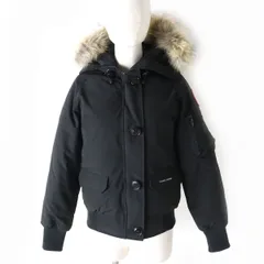 美品△正規品 カナダグース 7999LA CHILLIWACK BOMBER チリワック ファー・フード付 ZIP UP ボンバージャケット／ダウンジャケット 黒 S/Pのサムネイル
