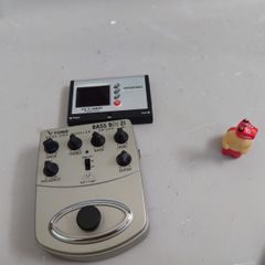 【動作品】BEHRINGER BDI21 V-Tone ベースドライバー チューナー付 本体のみ 送料無料｜DI機能 ベースアンプモデル ベリンガー（z-1979）