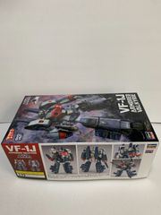 【新品未組立】ハセガワ 1/72 VF-1J アーマードバルキリー プラモデル マクロス ファイター ロボット 模型のサムネイル