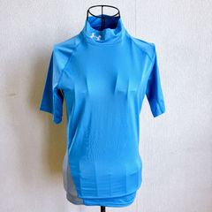 アンダーアーマー UNDER ARMOUR スポーツウェア ラグランスリーブ ハイネック バックプリント 無地  薄手 ストレッチ ロゴ刺繍 スポーツ ブルー グレー
