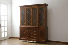 ★事前問合せ必須★ ヒッコリーチェア HICKORY CHAIR 照明付きキャビネット 中古 クラシカル 収納棚 戸棚 飾り棚 食器棚 カップボード リペア+発送まで3週間前後 R-079795