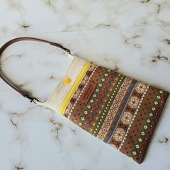 ハンドメイド スマホケース スマホポーチ ポケット付き No.106