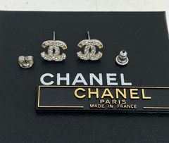 【中古品】CHANEL シャネル ピアス ライトストーン ココマーク ストーン欠け KA