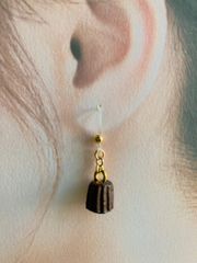 ミニチュア・カヌレのピアス