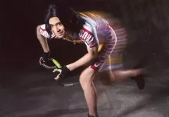 【中古】生写真(男性) 鯨井康介(手嶋純太)/横型・全身・背景黒・キャラクターショット/舞台『弱虫ペダル』新インターハイ篇～制・限・解・除(リミットブレイカー)～ブロマイド