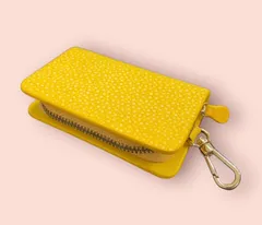 【希少品】キーケース　スティングレー　イエロー　エイ革　おしゃれ　かわいい　かっこいい　レディース　メンズ　プレゼントのサムネイル