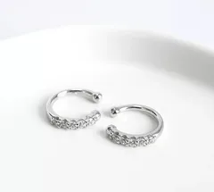 S925 スターリングシルバー　イヤーボーンクリップ【イヤリング】