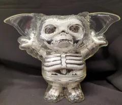 【新品未開封】atmos secret base グレムリン　フィギュア　蛍光 ATMOS (アトモス) フィギュア GREMLINS SECRET BASE｜トレファク