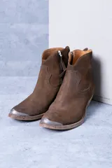 2025年最新】GOLDEN GOOSE レディース ブーツの人気アイテム