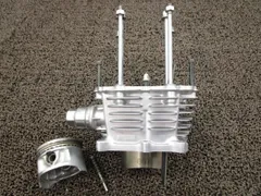 F*n様 SR400 500ピストン2個、エンジンガード、純正パーツなどガレ