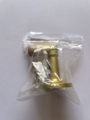 【新品・在庫処分・残り1つ】マツ六 ダイカスト ニュー兼用 戸当り カラー：ゴールド 入数：1個 ※床用・壁用の兼用でお使い頂けます