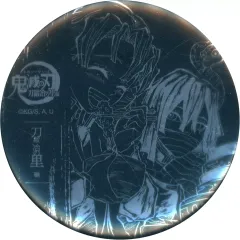【中古】バッジ・ピンズ 甘露寺蜜璃＆伊黒小芭内(第10話後半) 箔押し57mm缶バッジ 「アニメ 鬼滅の刃 歴代全幕間画 WEBSHOPくじ 刀鍛冶の里編」 B-0103賞