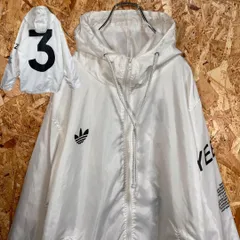 アディダス カニエ・ウエストyeezus ツアーナイロン ウインドブレーカー