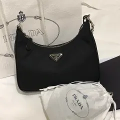 PRADA(プラダ) Re-Edition リエディション 2005 Re-Nylon ホーボーバッグ ブラック テスート チェーン ストラップ