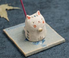 日本製　手作り香立猫 お香 和柄 可愛い手作りインテリア 置物 縁起 招福 プレゼント 贈り物