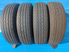195/80R15 107／105 L LT V600 ブリヂストン  2023年製　4本セット　中古品【法人宛で送料無料！一般・個人のお客様も大歓迎！(説明欄参照)】