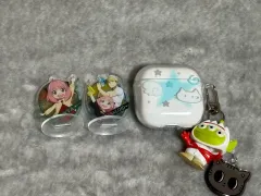 SPY × FAMILY(スパイファミリー) アーニャ・フォージャー ロイド・フォージャー アクリル ガチャ まとめ