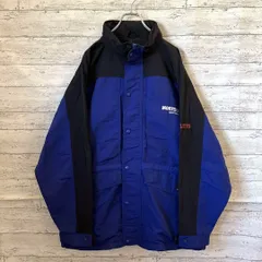 ブレスレス 古着Carharttナイロンジャケット短丈身幅広ドローコード ブレスレス様専用 古着Carharttナイロンジャケット短丈身幅広