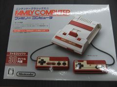 ニンテンドー クラシックミニ ファミリーコンピュータ 【ｍ230】
