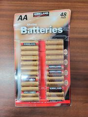 カークランドシグネチャー 新品未開封アルカリ単3乾電池 48本入り　Kirkland Signature Alkaline Battery AA 48 Pack
