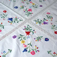 2025年最新】ハンガリー刺繍 テーブルの人気アイテム - メルカリ