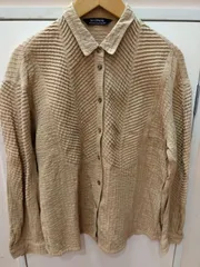 美品 ヤッコマリカルド ピンタック パッチワーク シアー 長袖シャツ ベージュ 美品 ヤッコマリカルド ピンタック パッチワーク シアー 長袖